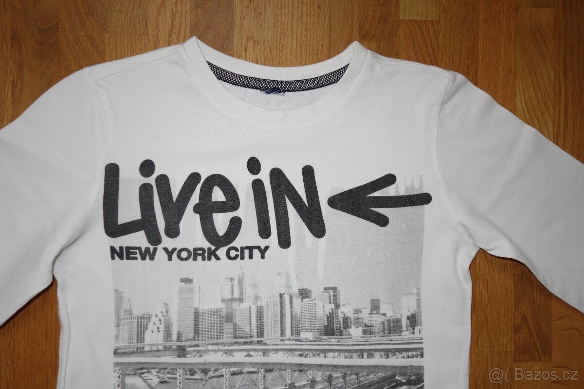 Chlapecké bílé tričko s dlouhým rukávem v.128/134 - 2