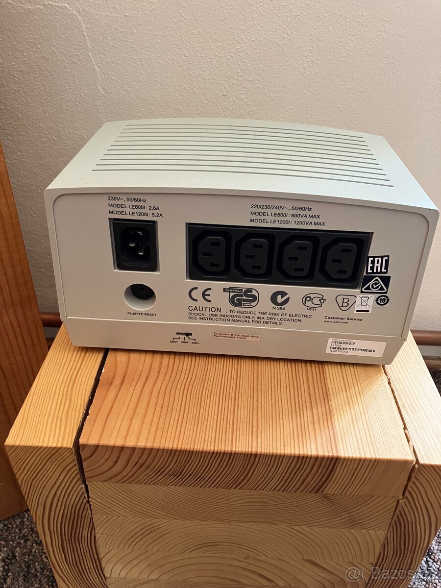 APC Liner-R 1200 - 2