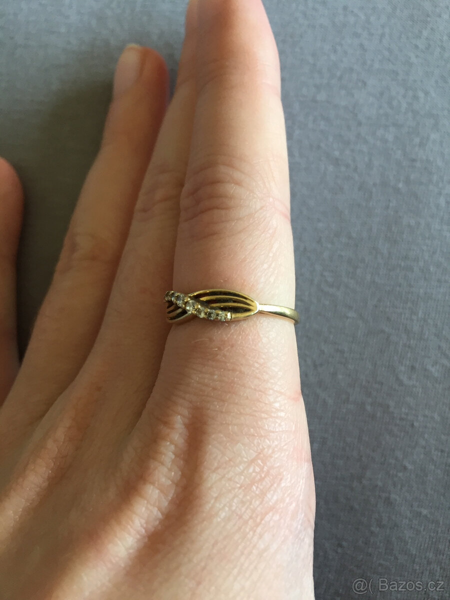 Prodám zlatý prsten se zirkony - 2