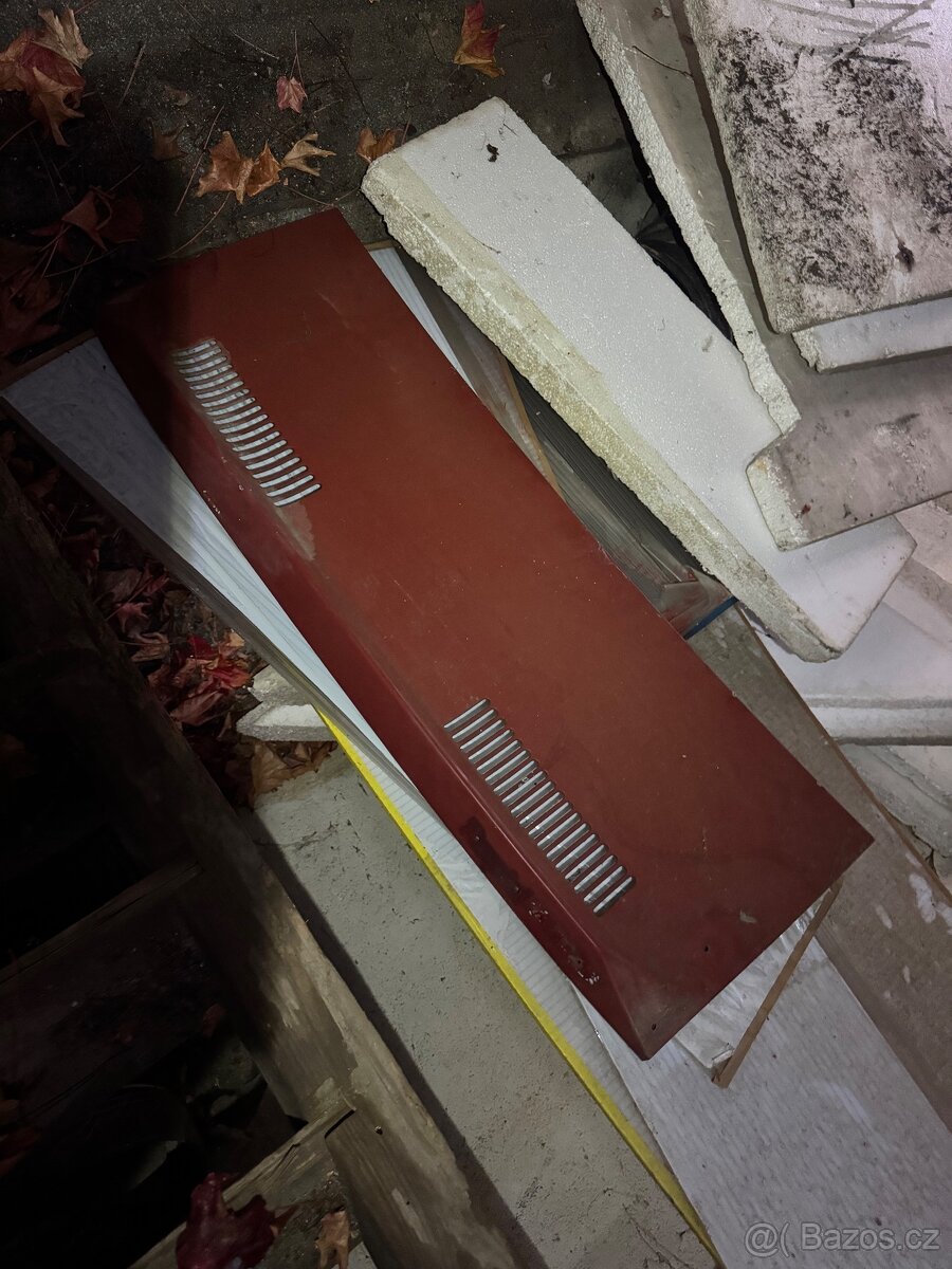 Zadní kapota Škoda Rapid 136 - 2