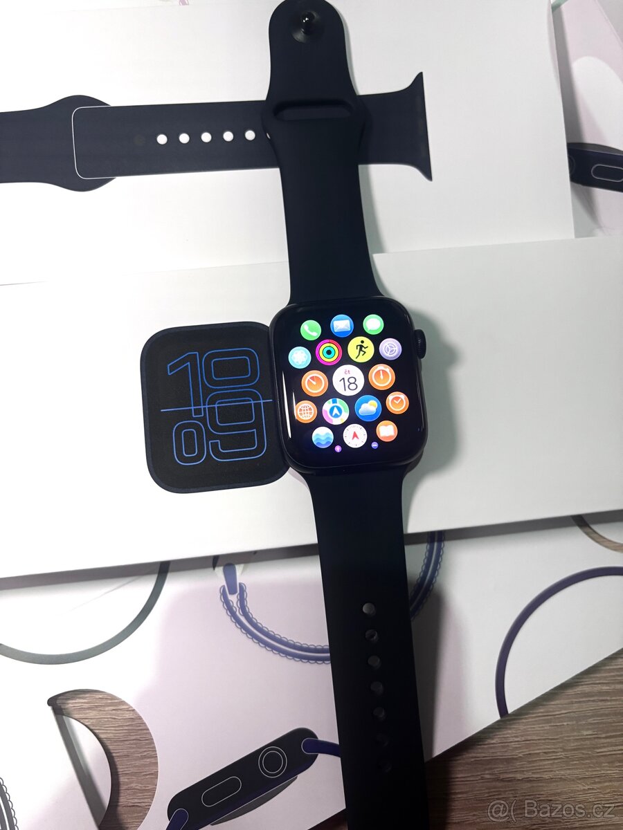 Apple watch SE 3 44mm cellular - 100% baterie, záruka - 2