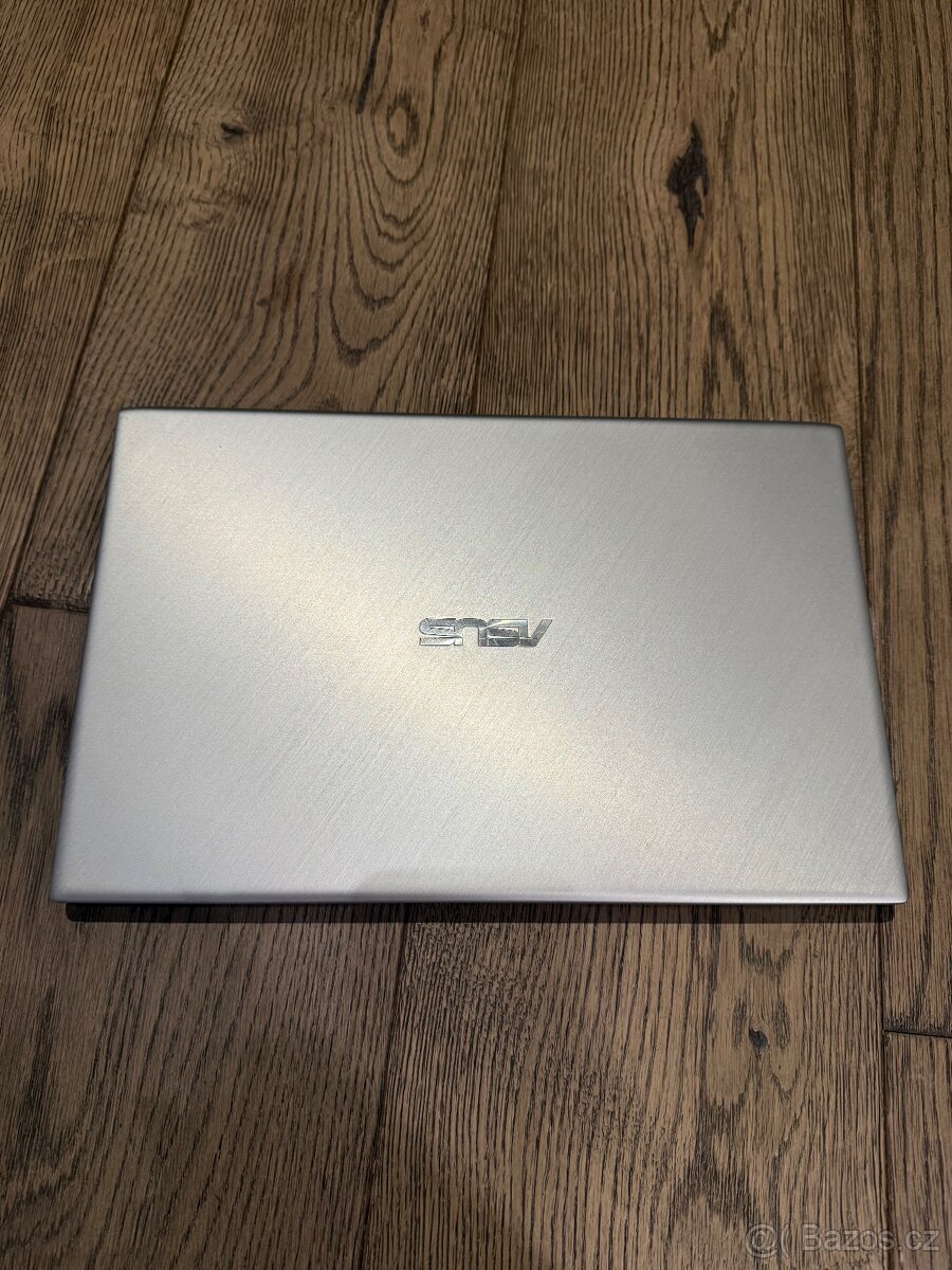 Asus VivoBook 14 - i5 - 2