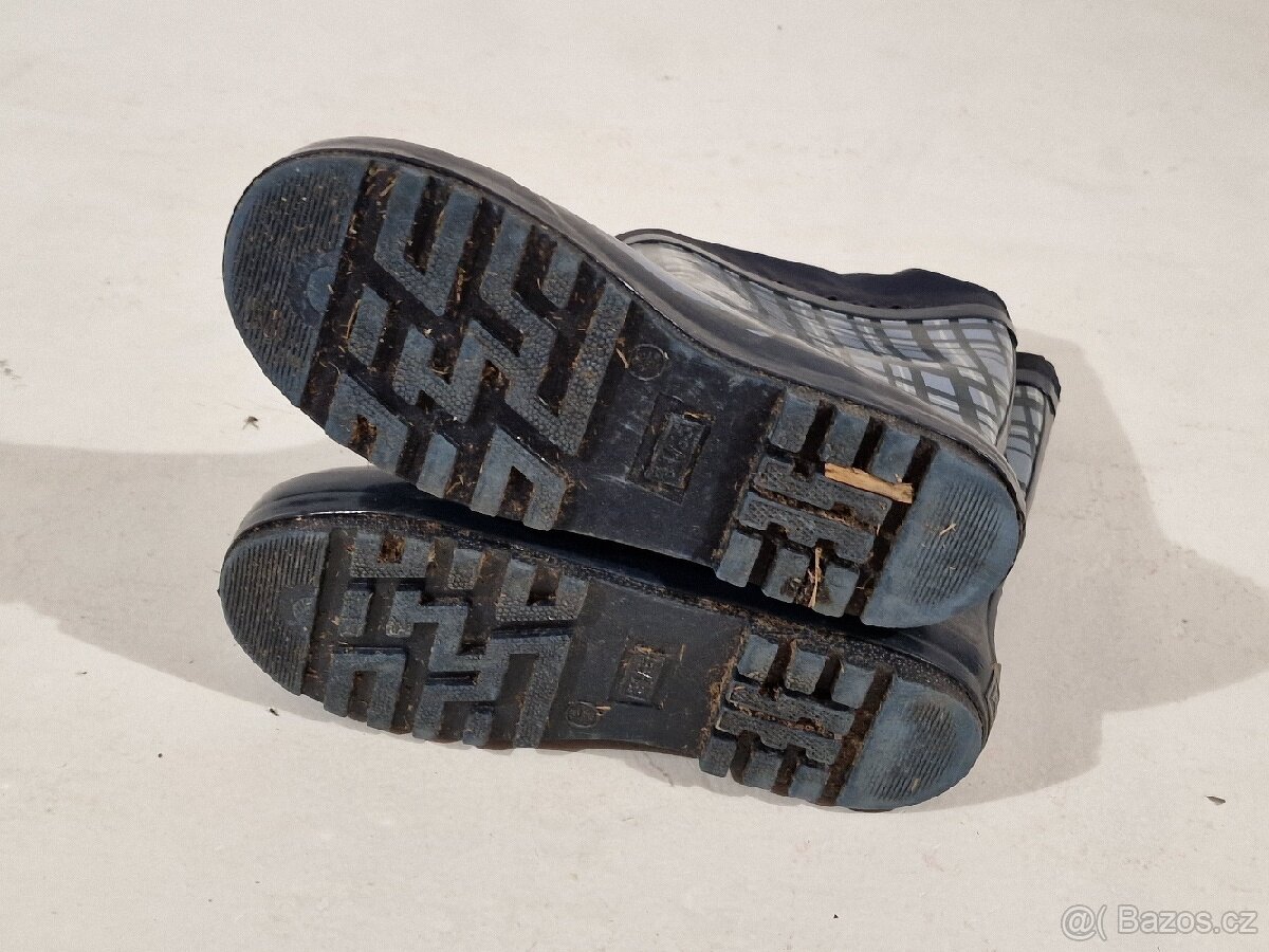 Prodám dětské gumáky velikost 34/35 - 2