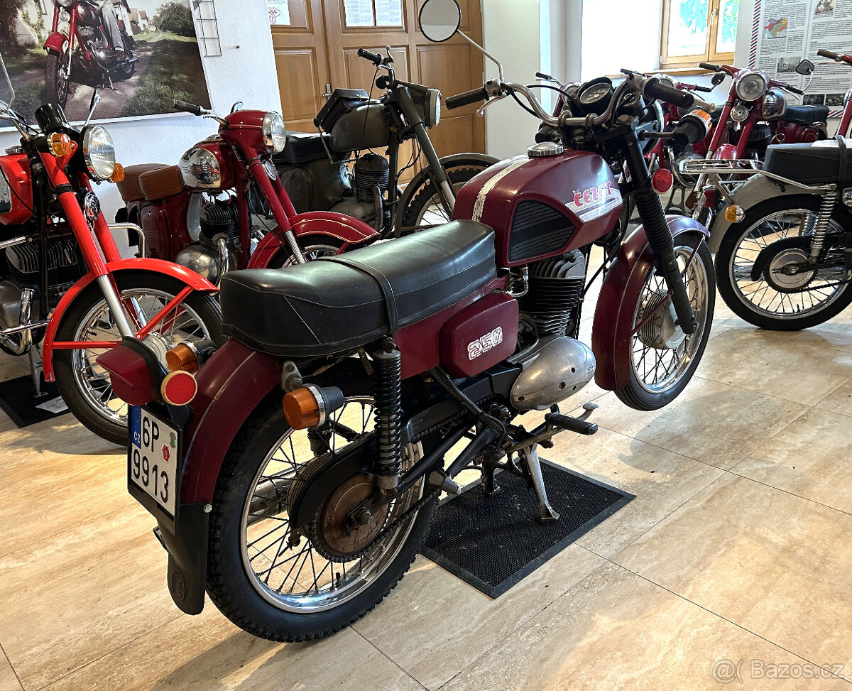 ČZ 250 Egypťan, typ 485, 1984 - 2