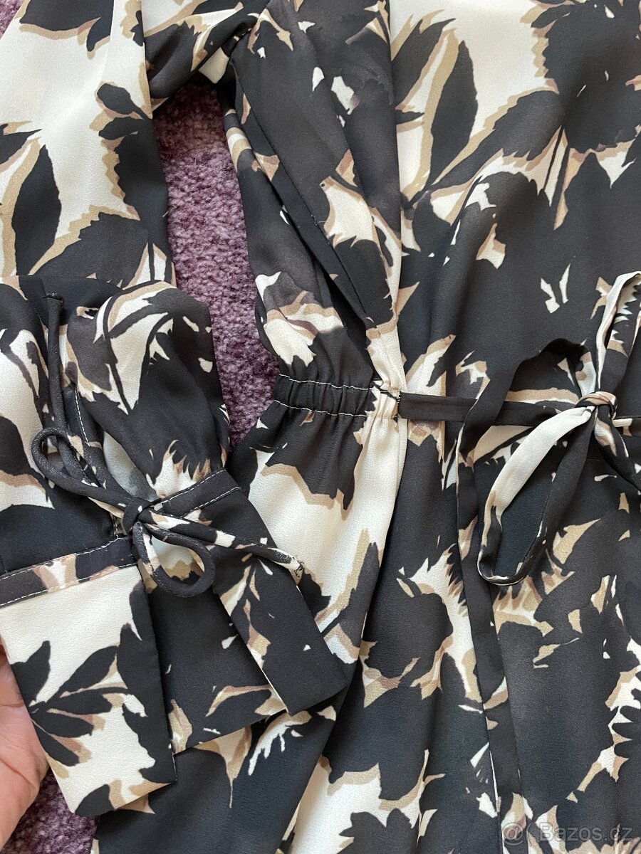 Šaty H&M, velikost S - 2