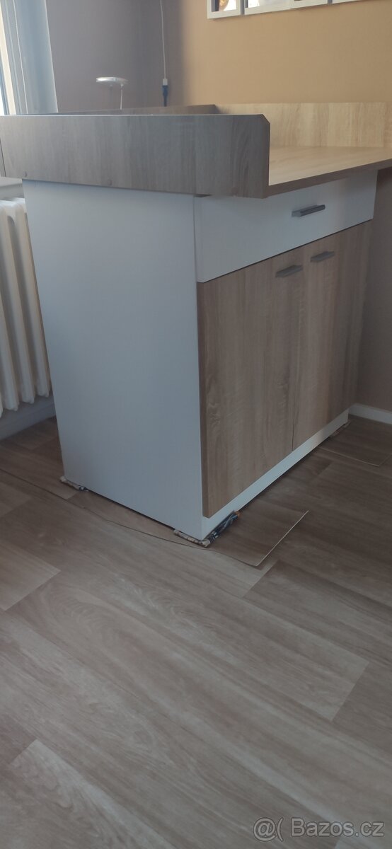 Přebalovací pult - 2