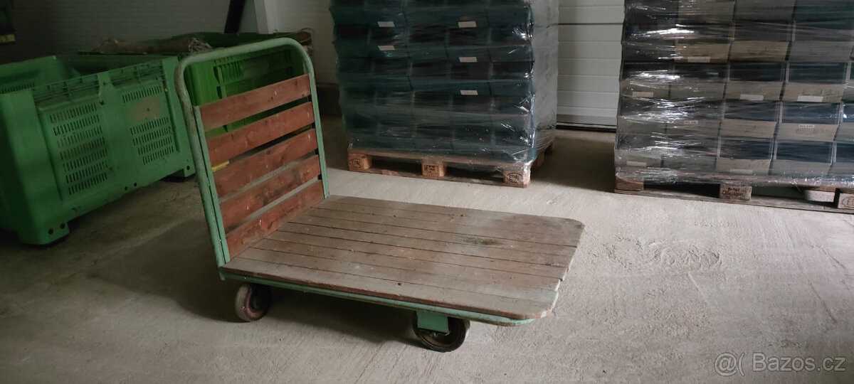 Manipulační vozíky - 2