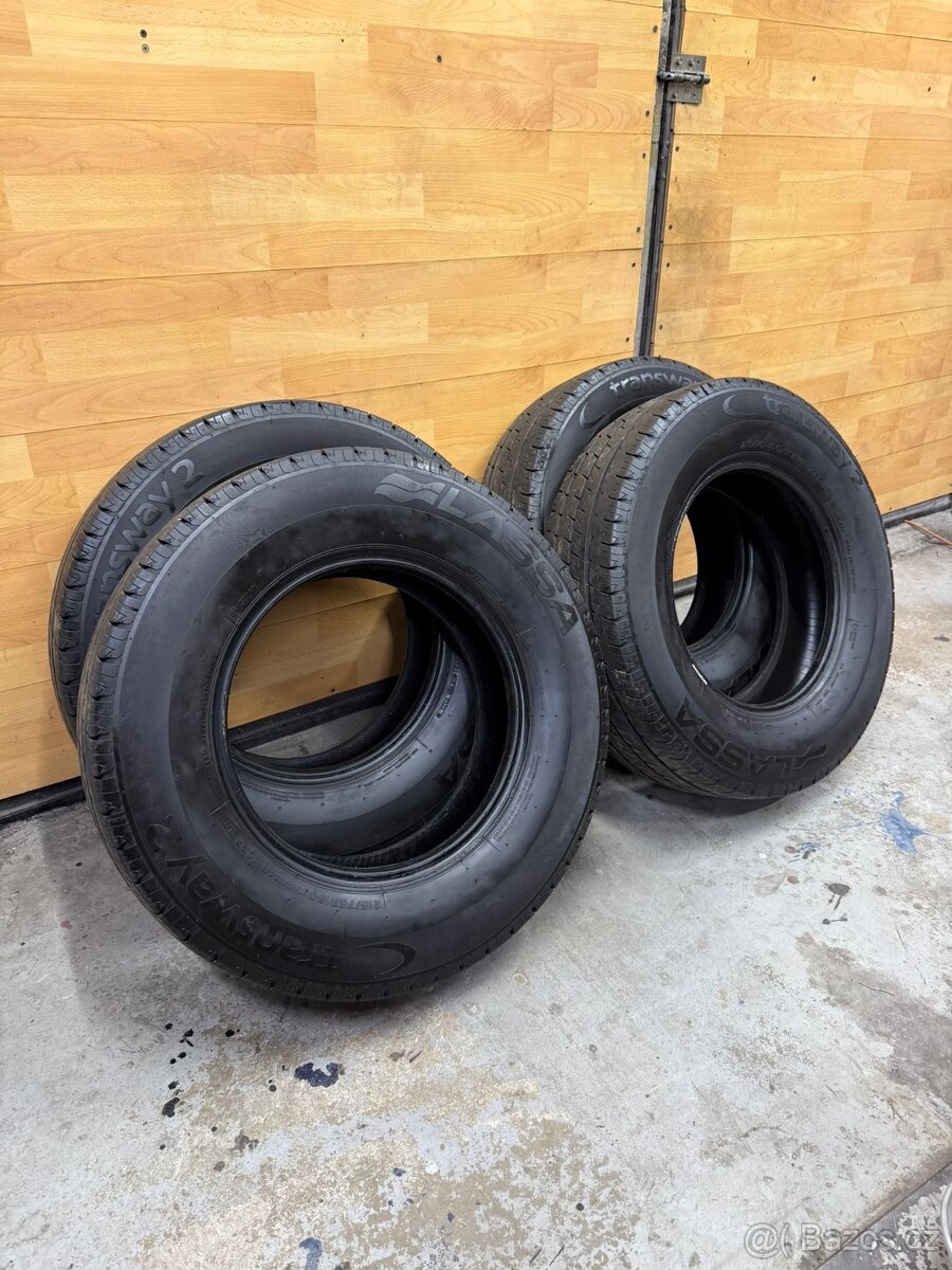 Letní pneu 215/75/16C č.1 - 2