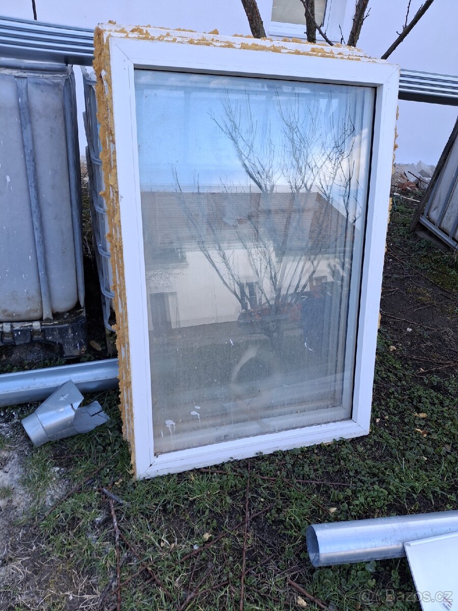 Okno jednosklo fix 140/97cm - 2