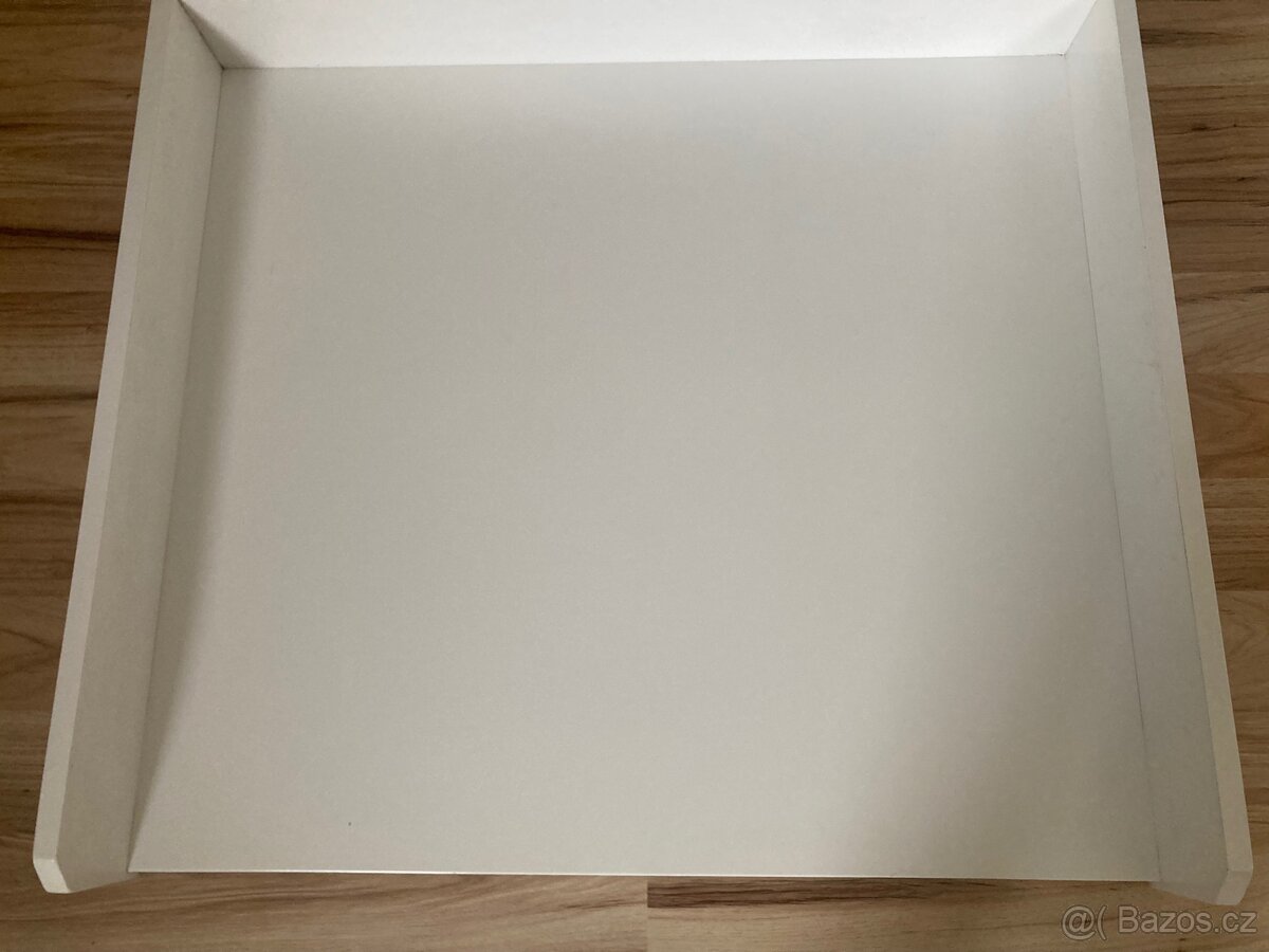 Přebalovací pult - 2