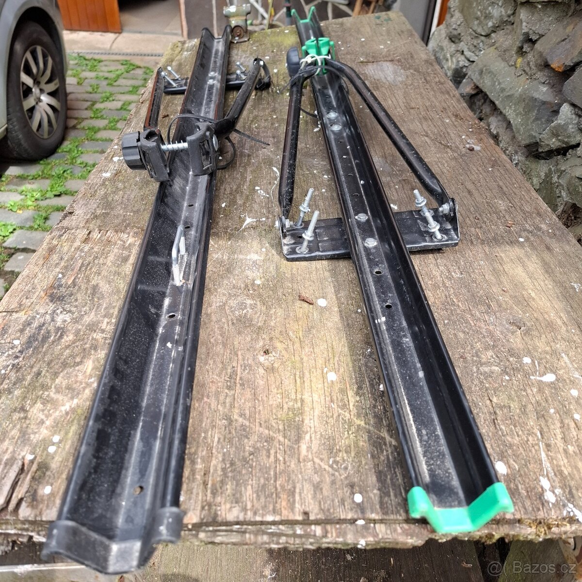 Střešní nosiče kol - 2