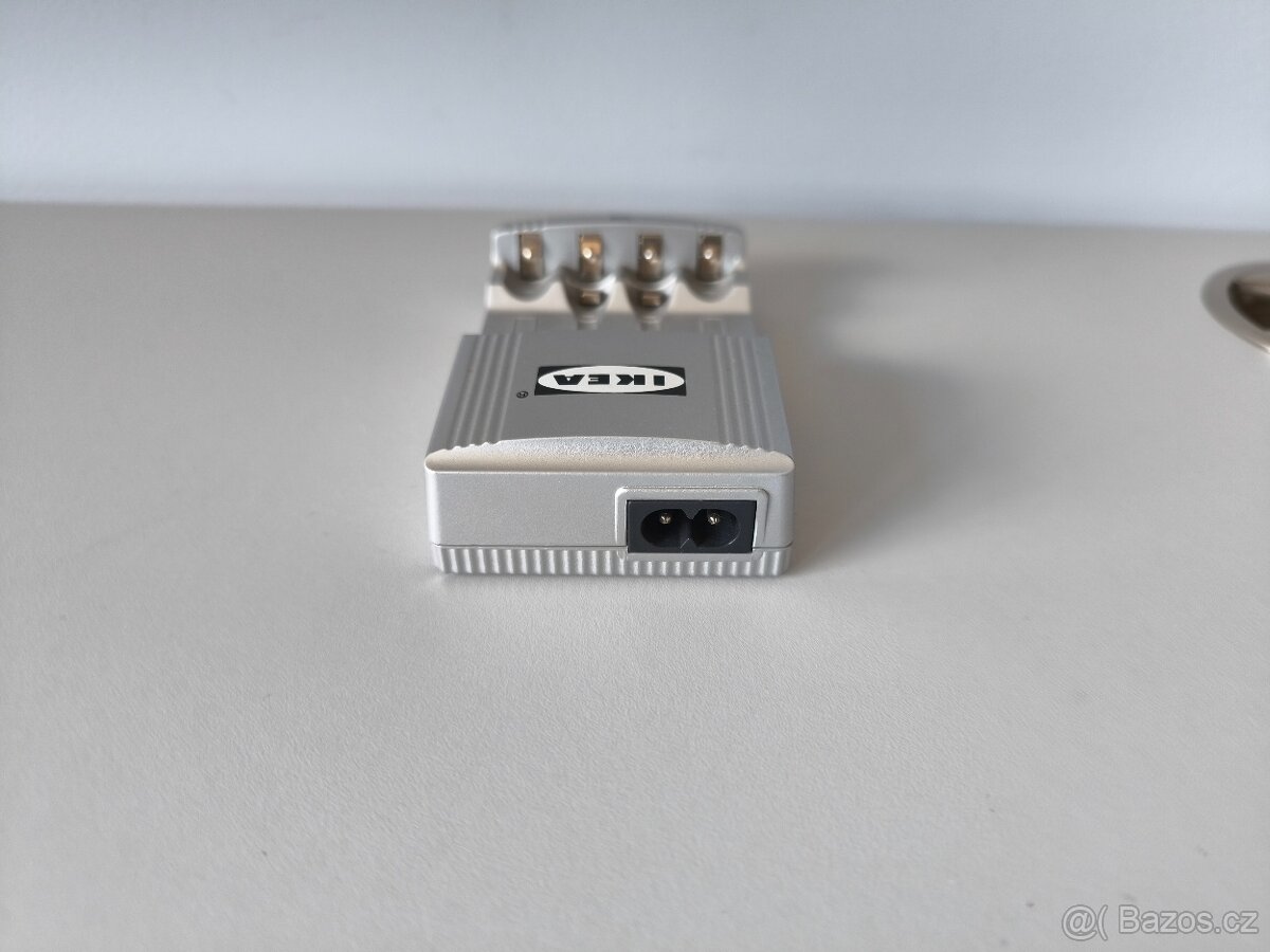 Nabíječka tužkových baterií - IKEA - 2