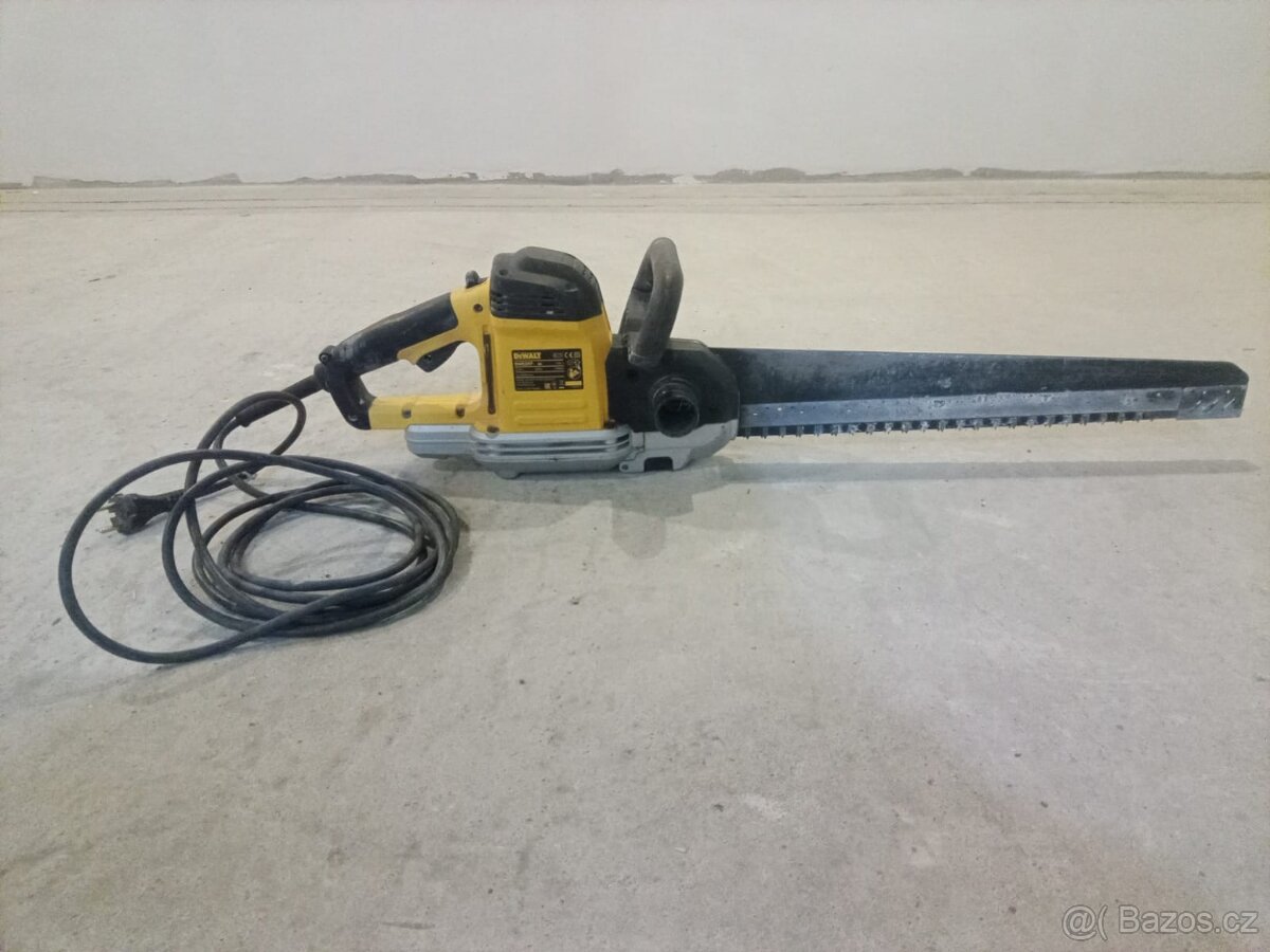 Prodám DeWALT Aligator na zdivo - 2