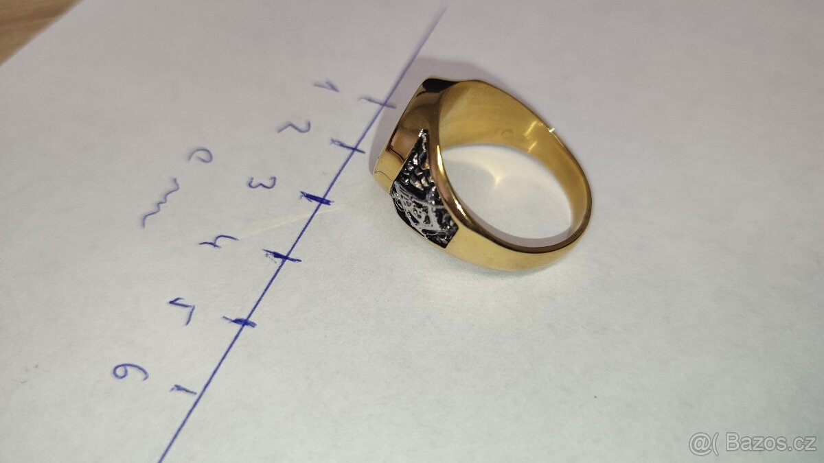 Zednářský prsten v72 - 2