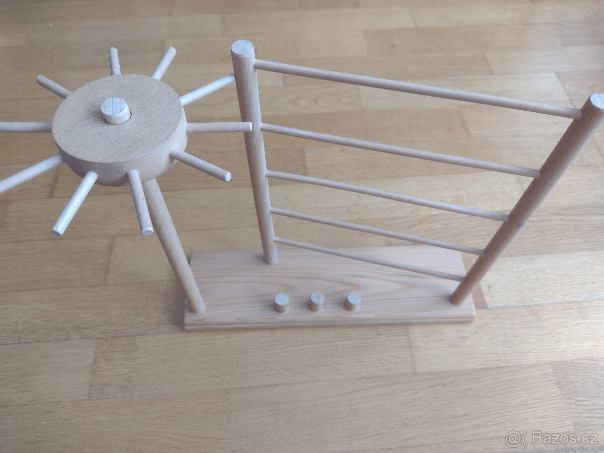 STOJAN NA ŠPERKY - 2