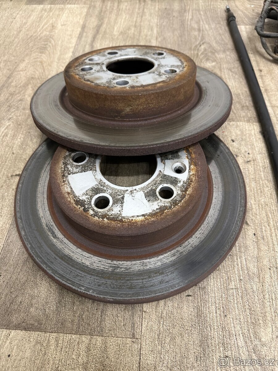 Opel Insignia zadní brzdy - 2