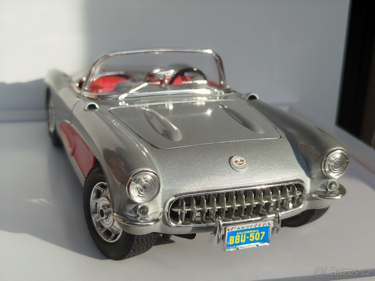 1:18 Chevrolet Corvette 1957 - 2