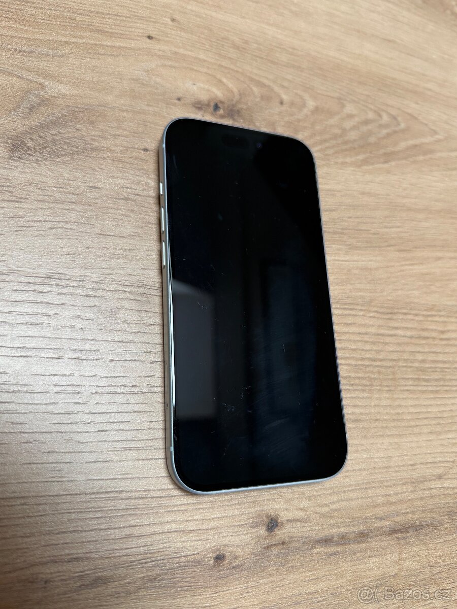 iPhone 15 - 2