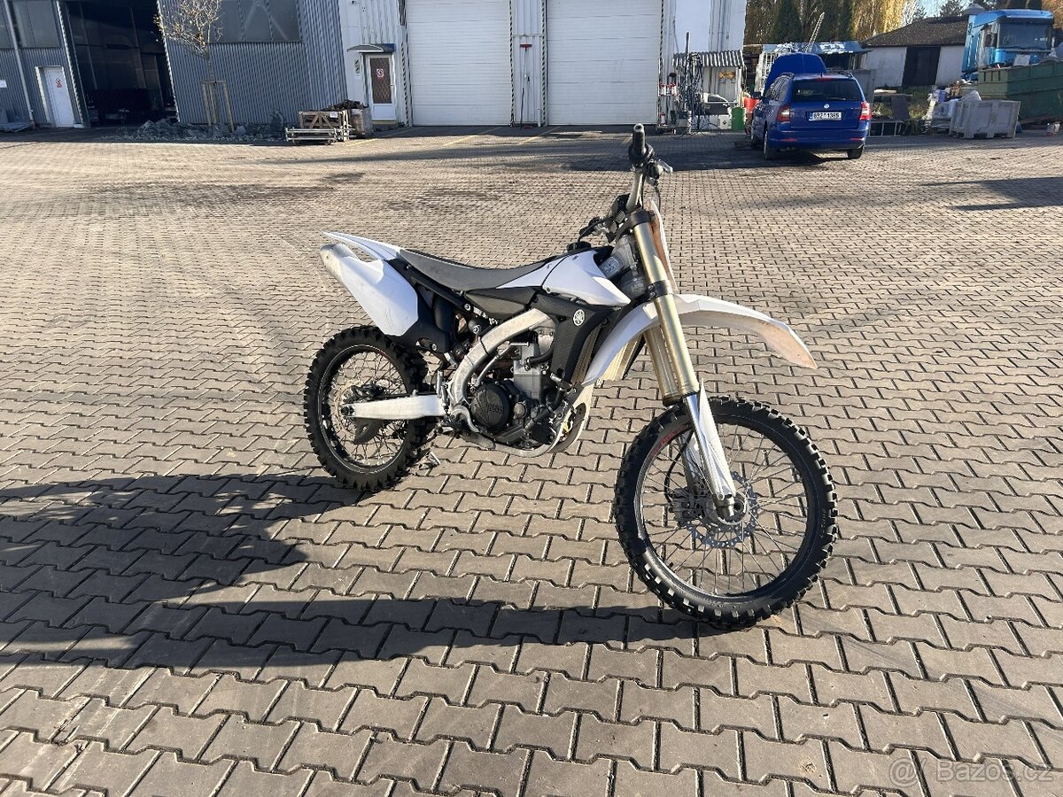 Yamaha YZ450 - 2