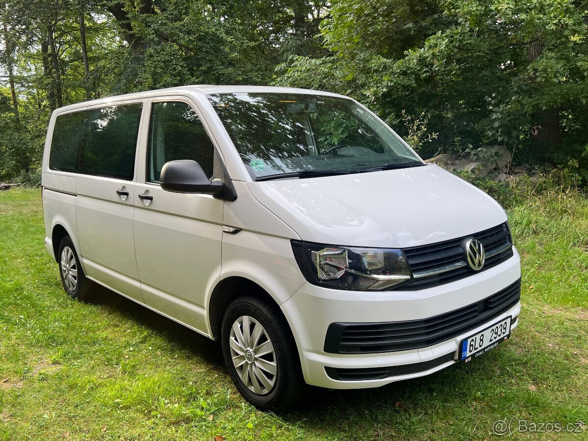 VW Multivan T6 2019, 110kw,manuál, 126900 km, servis jen VW - 2