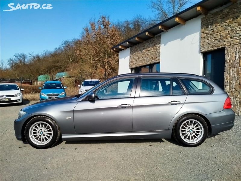 BMW 320i 125kW, NAVI, Automat.r.v.8/2010, naj. 228.145km - 2