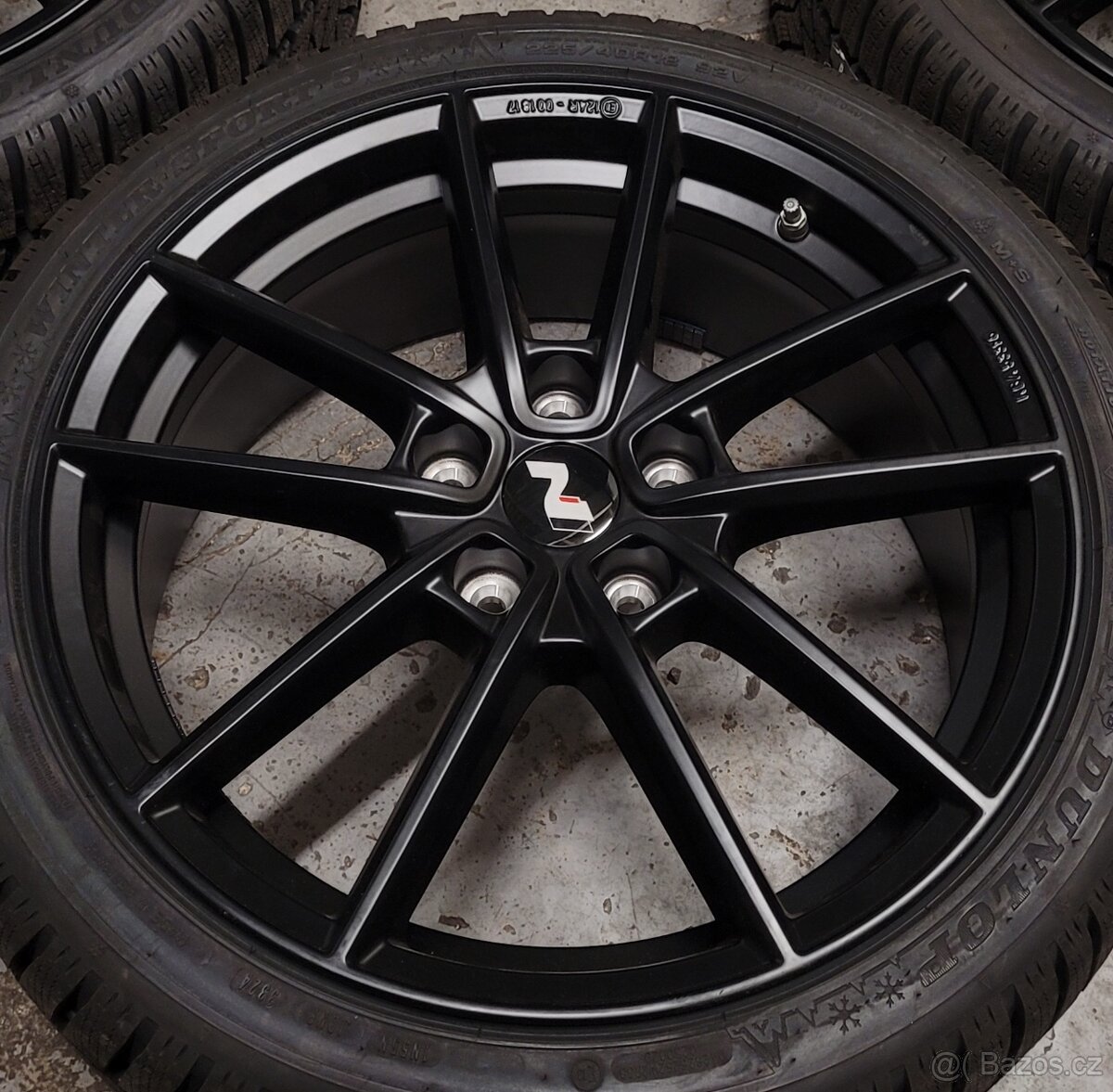 Hyundai i30 N,alu 18',tmavé Borbet,zimní pneu,nové - 2