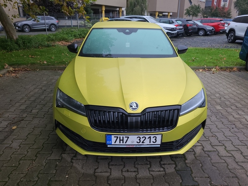 Škoda Superb 3 Sportline 2.0 TSI 206kW 4x4 DSG / Dragon skin - 2