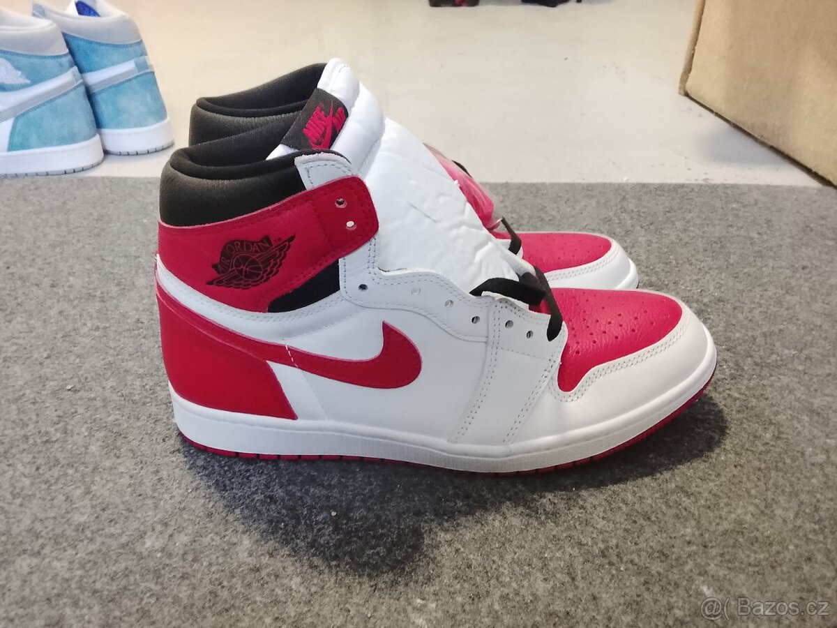 Nike Air Jordan 1 Retro High OG Heritage - 2