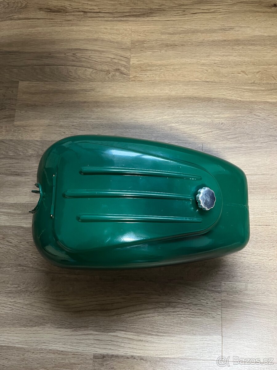 Nádrž Manet M90 - 2