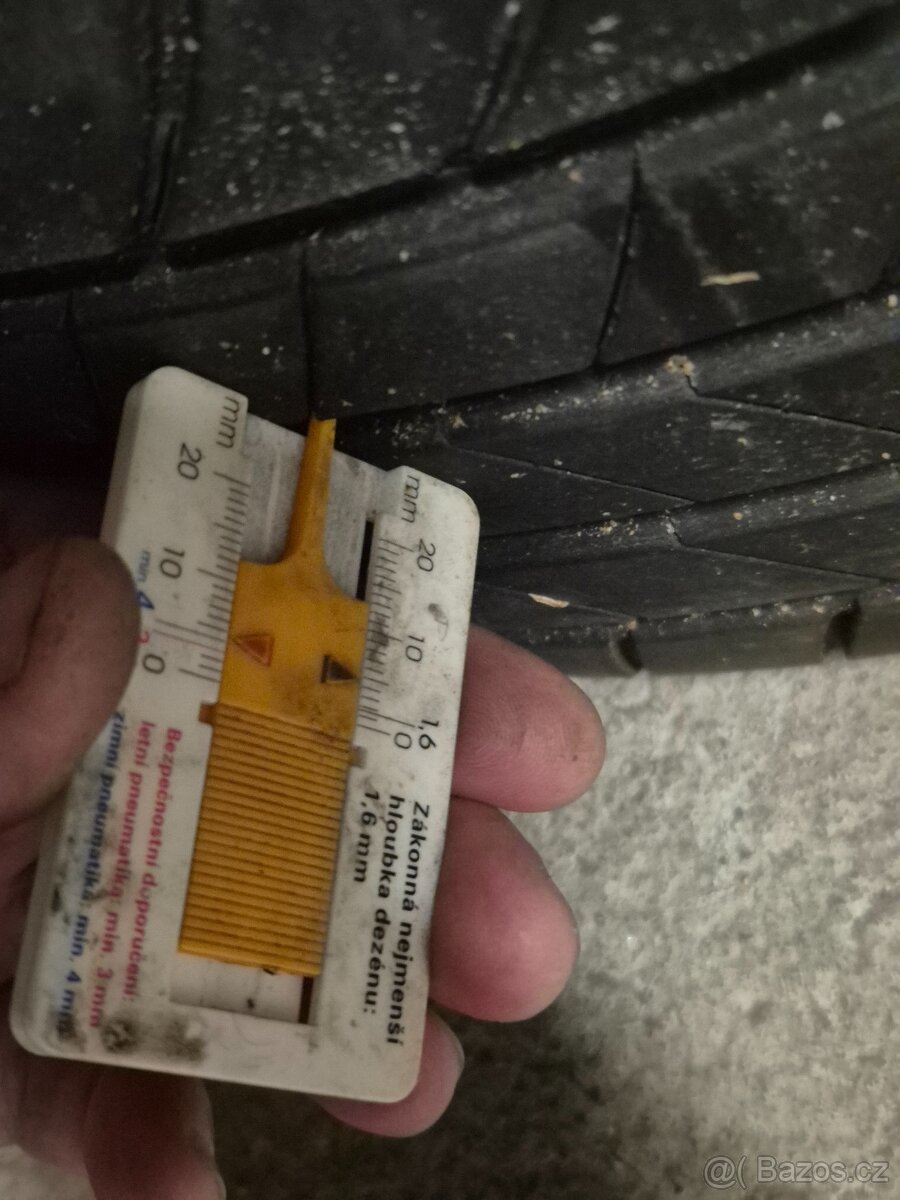 215/45r17 letni Bridgestone - 2