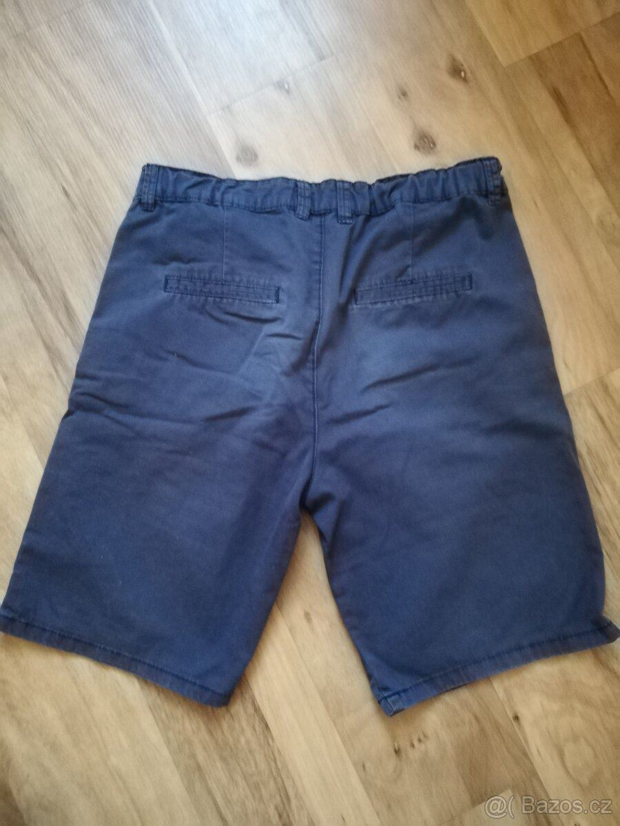 Chlapecké letní tm. modré kraťase zn. Reserved vel. 158 - 2