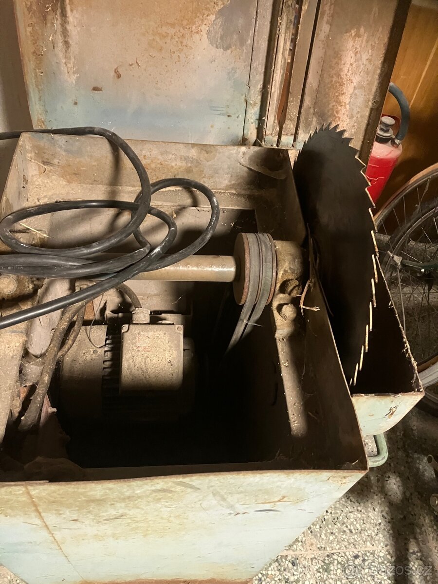 Prodám stolní pilu - 2