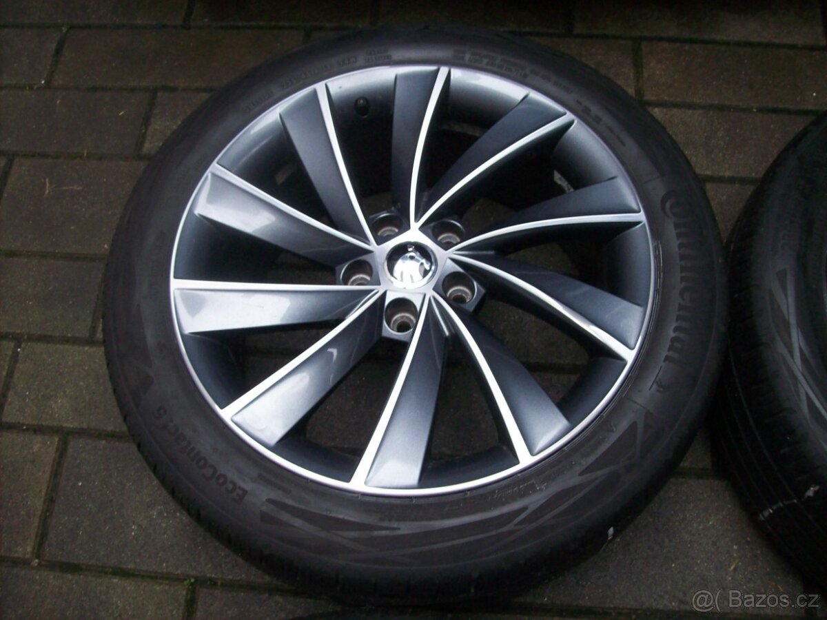 alu kola Superb3 Passat B8 CEC6 235.45.18" - 2