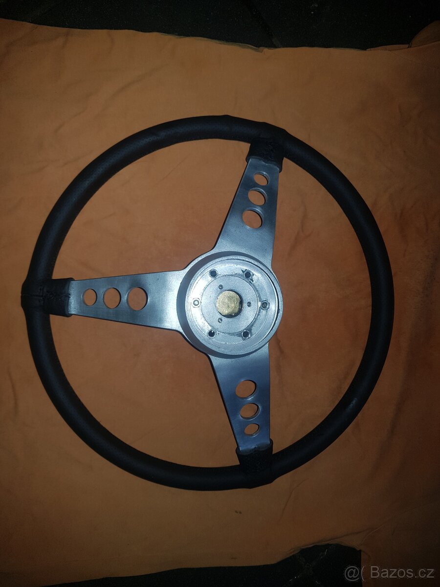 Volant škoda 110R - 2