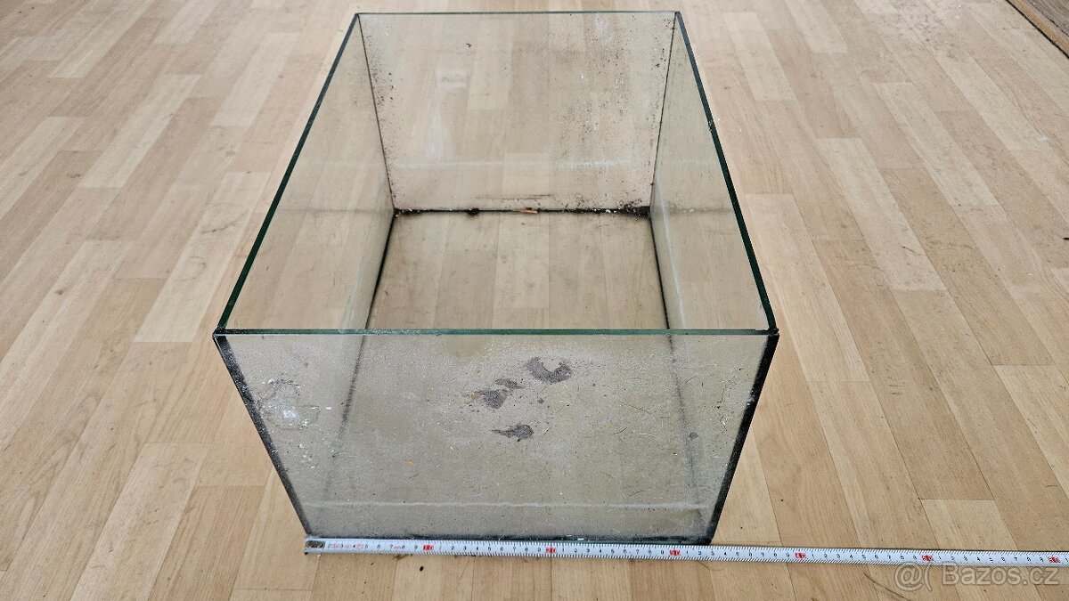 Akvárium 45x33x25 - 2