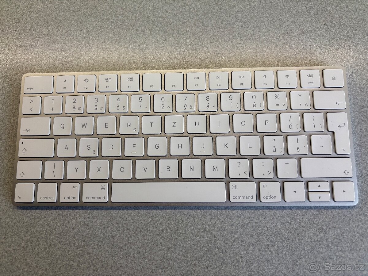 Apple Magic Keyboard (model A1644) - 2