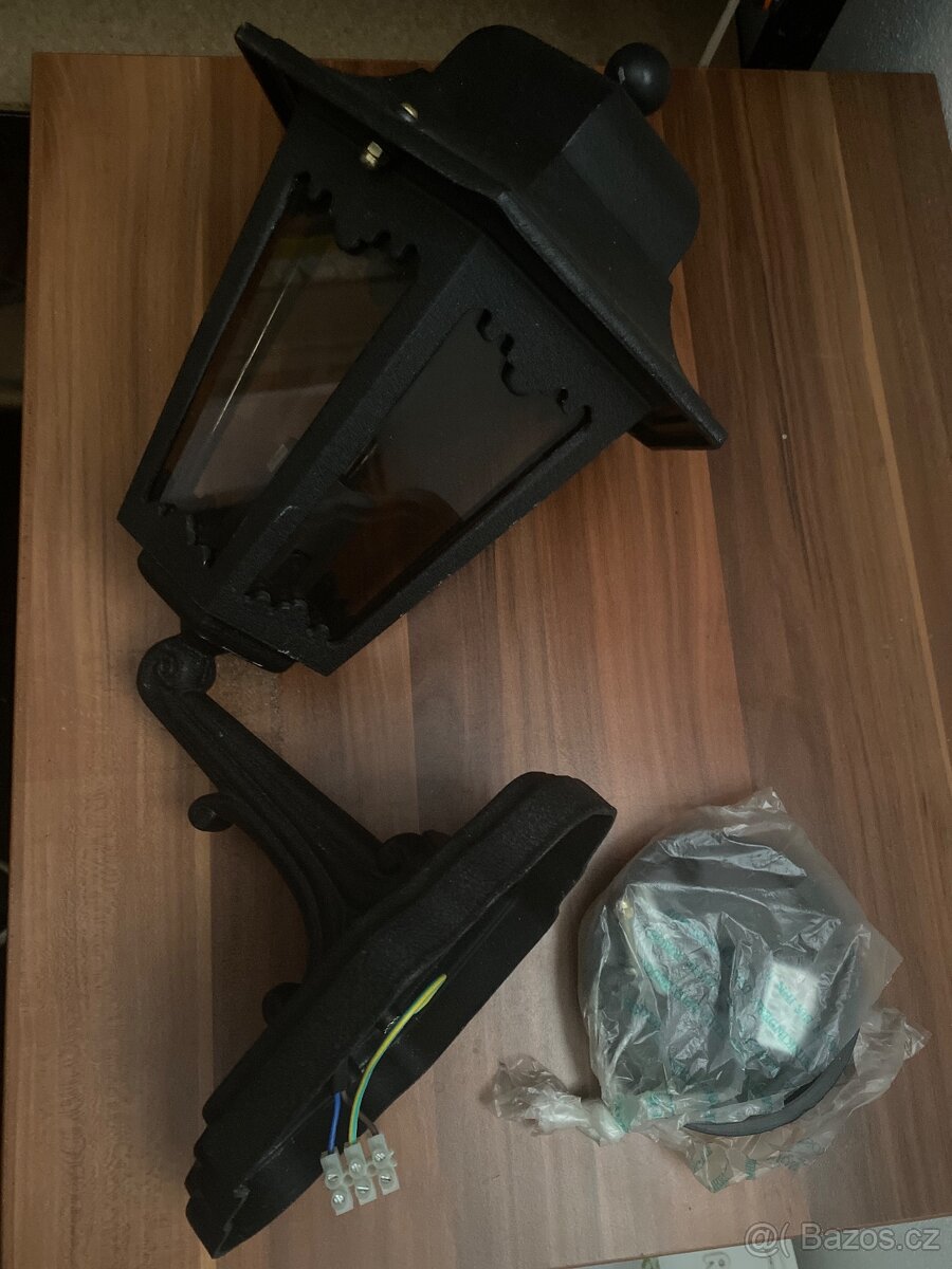 Venkovní lampa - 2