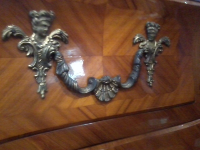 komoda, skříně, křeslo - 2