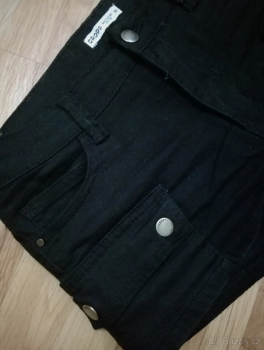 Dámské černé kraťásky - 2