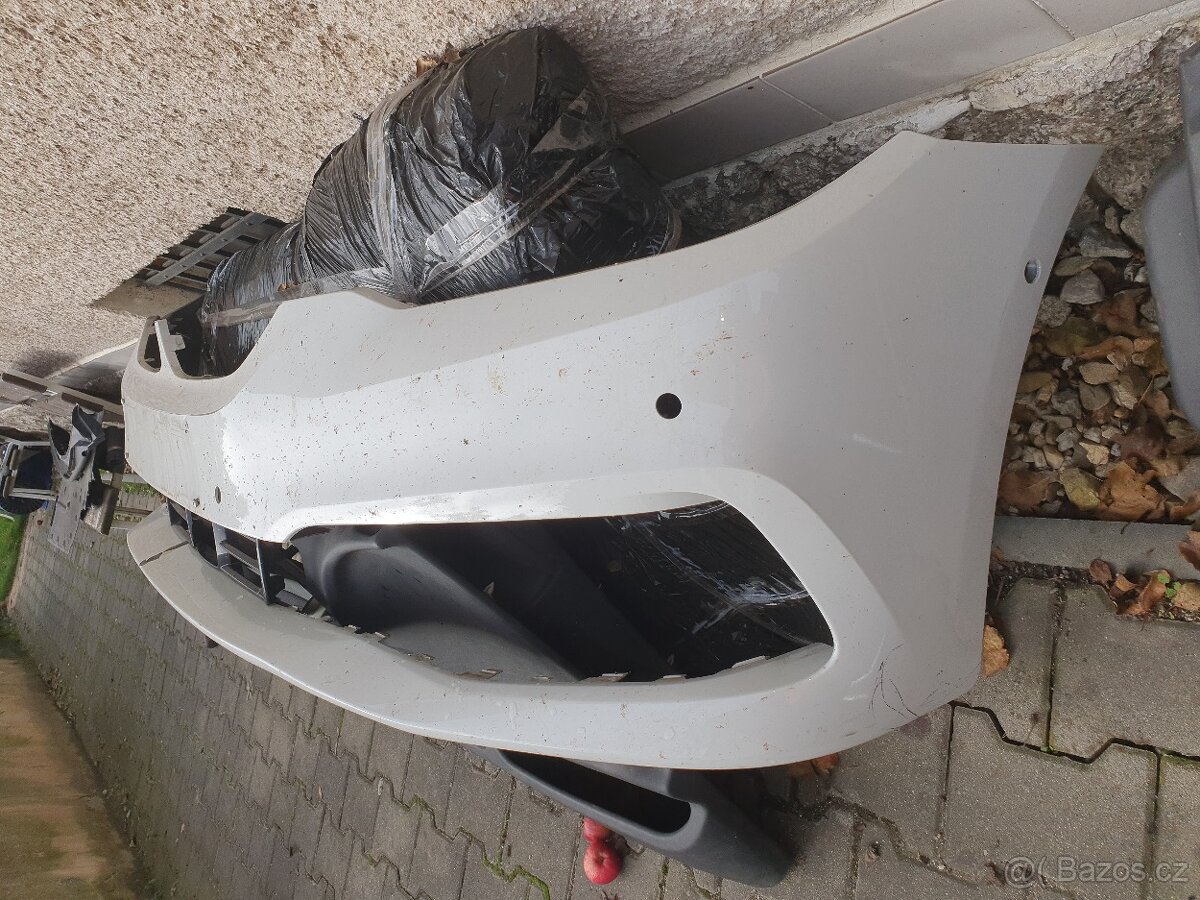 Nárazník přední zadní a pravý práh na BMW G30 G31 - 2