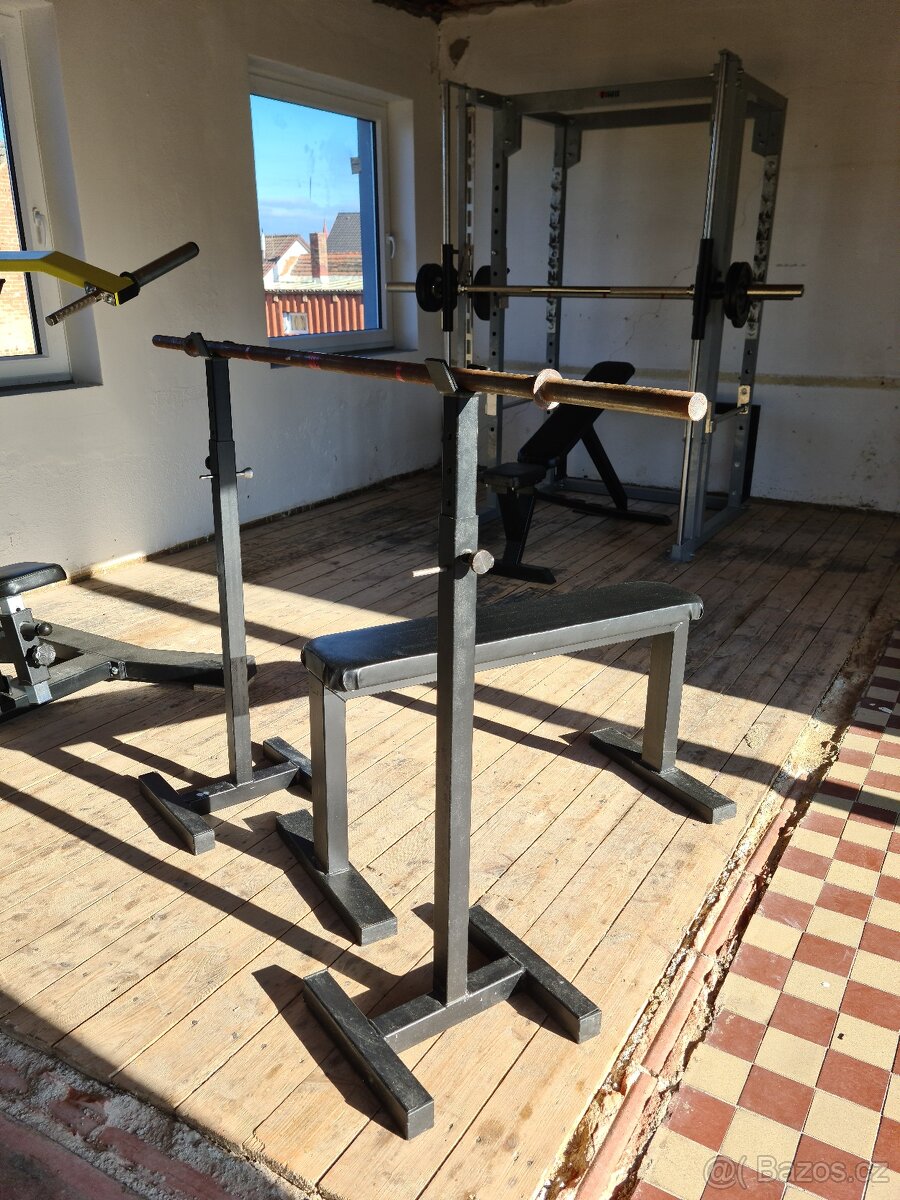 Posilovací lavice pevná_bench-press - 2