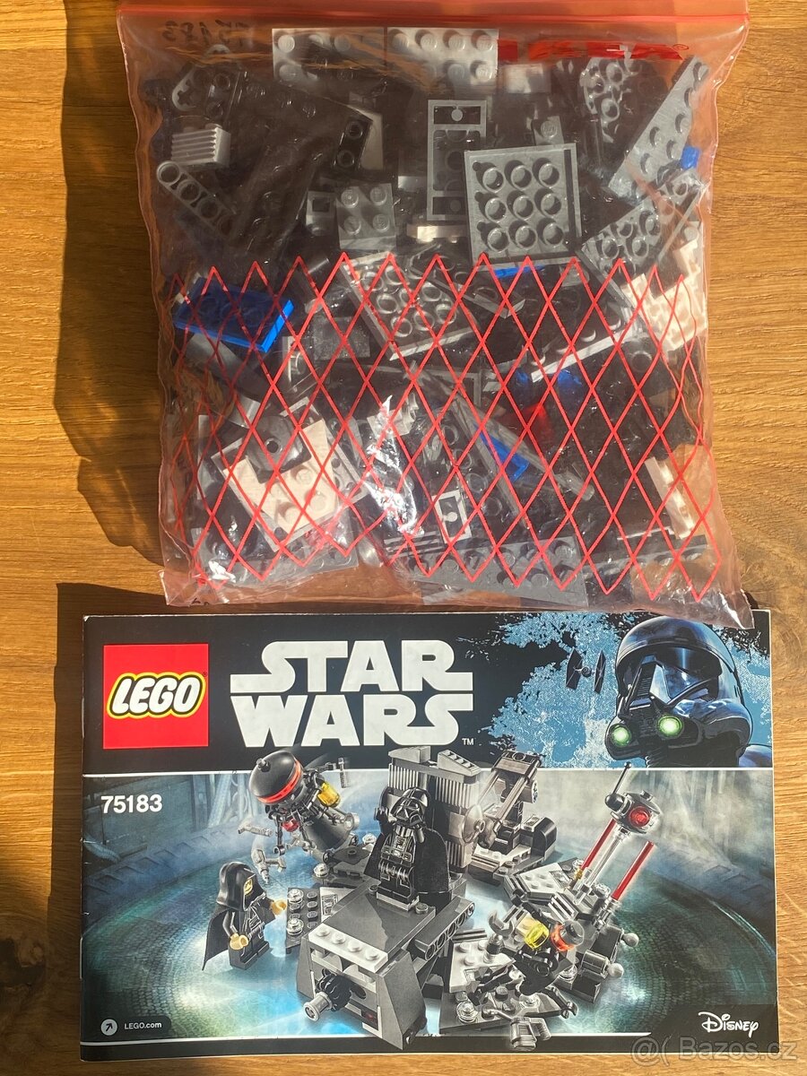 LEGO Star Wars Darth Vader Transformation (75183) - 2