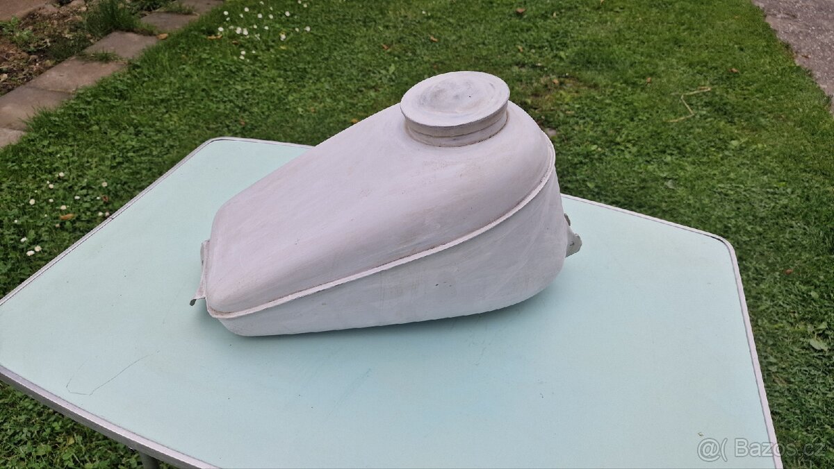 Nádrž CZ 175 speciál - 2