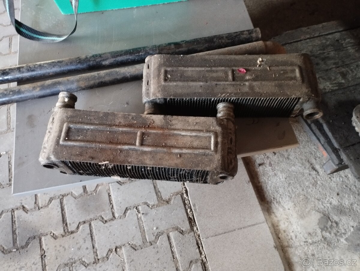 Tatra 603 olejové chladiče srouby - 2