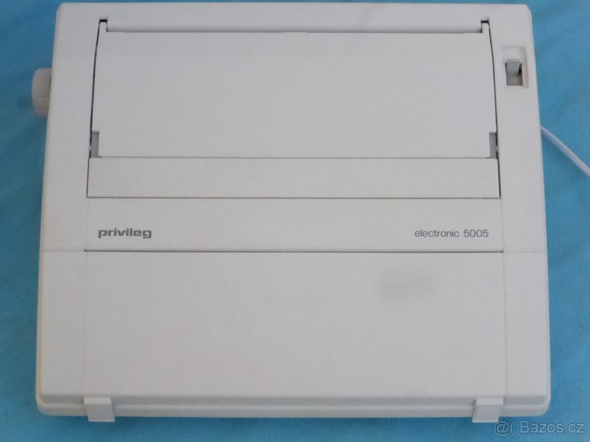 Elektrický psací stroj PRIVILEG Electronic 5005 - 2