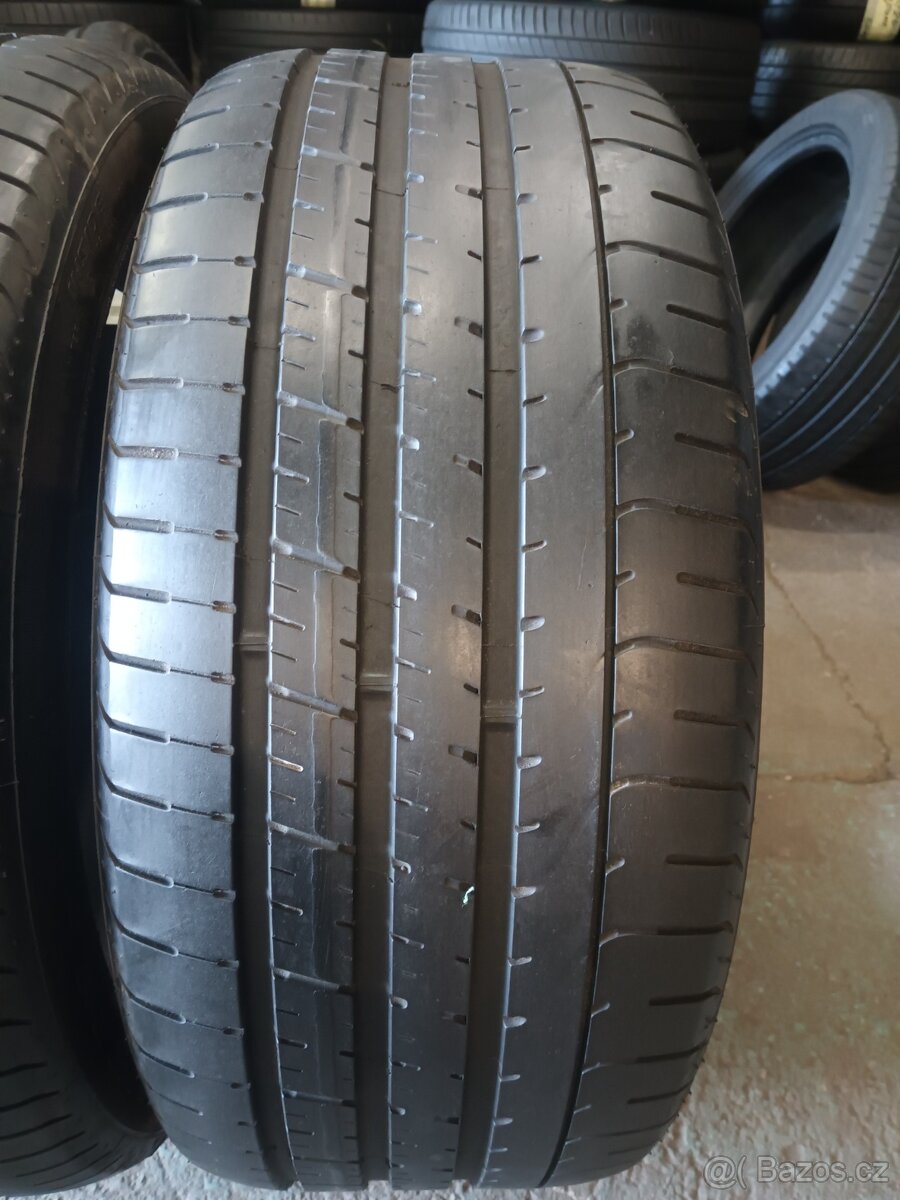 2xletní pneu 255/40/19.Pirelli. Runflat. - 2