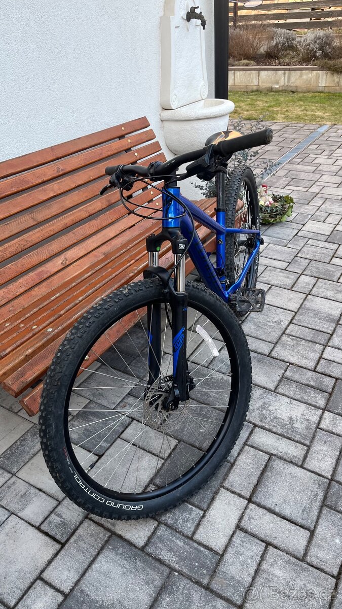 Specialized Rockhopper 27.5 -S - 2