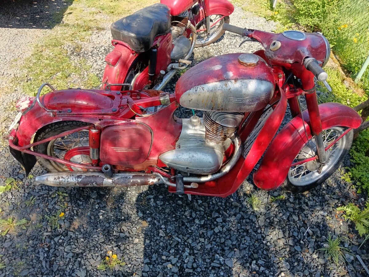 Jawa 250 sidecar - 2