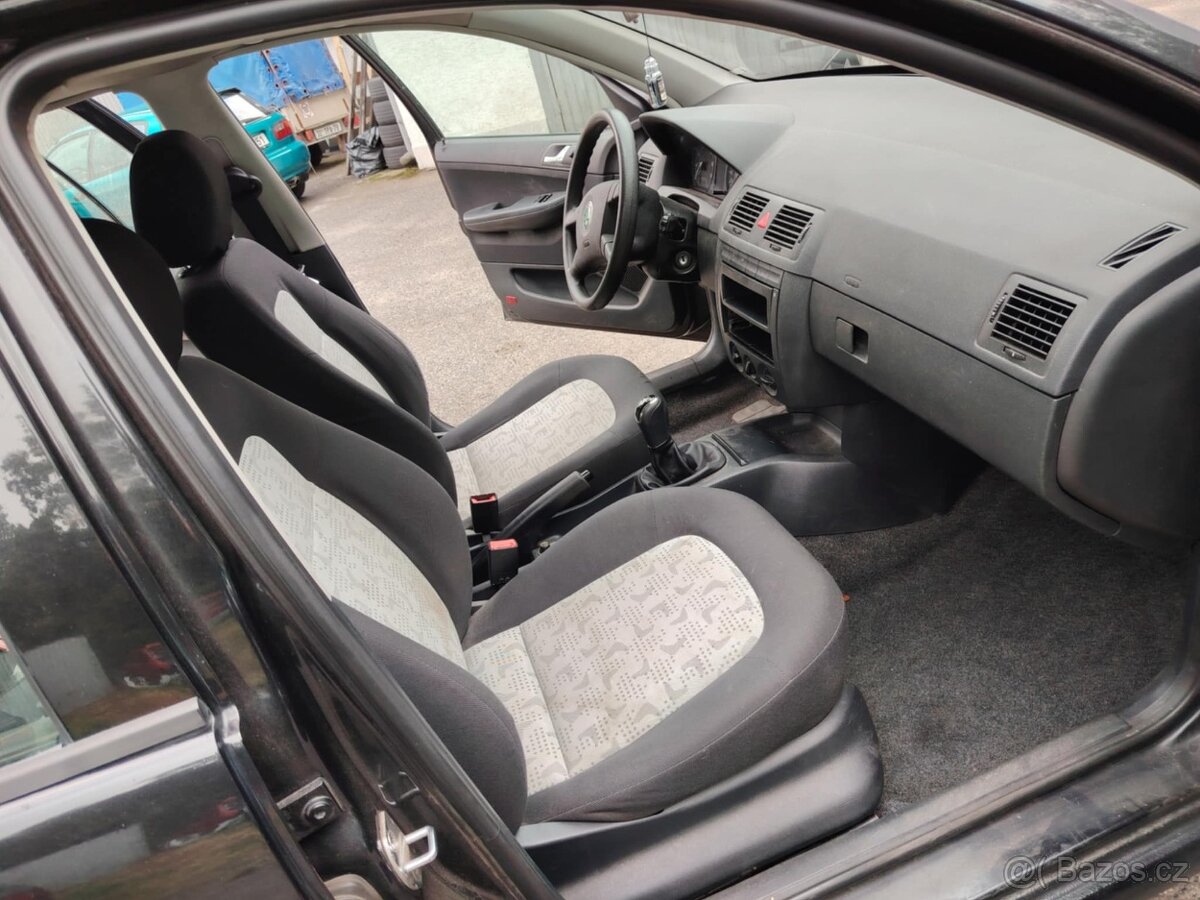 prodám sedačky do Škody Fabie 1 - 2