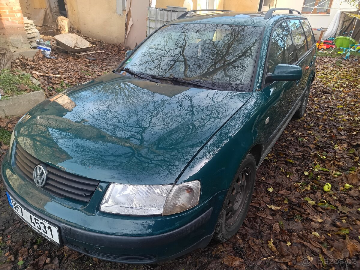 VW Passat B5 1.6i - 2